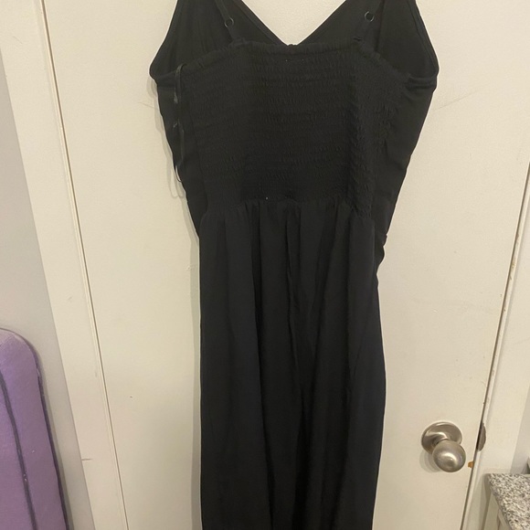 Black romper - Picture 2 of 3